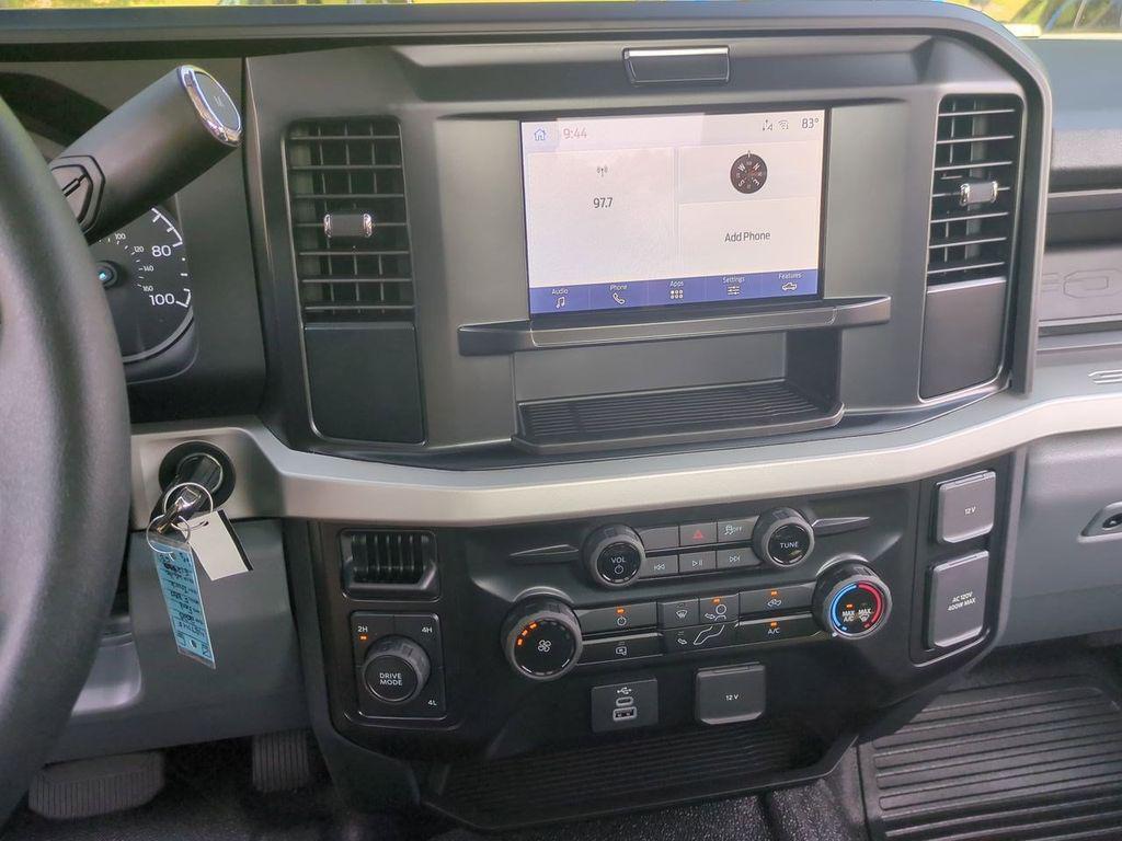 new 2025 Ford F-350 car, priced at $48,885