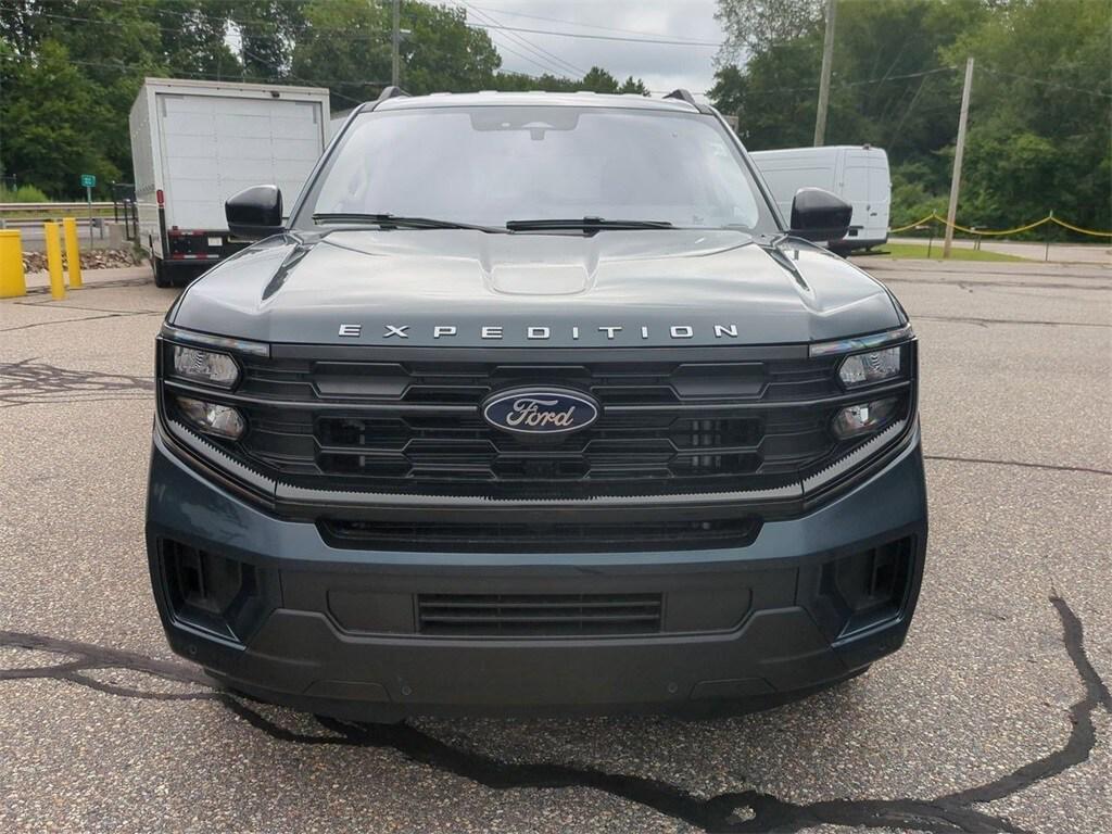 new 2025 Ford Expedition car, priced at $65,600