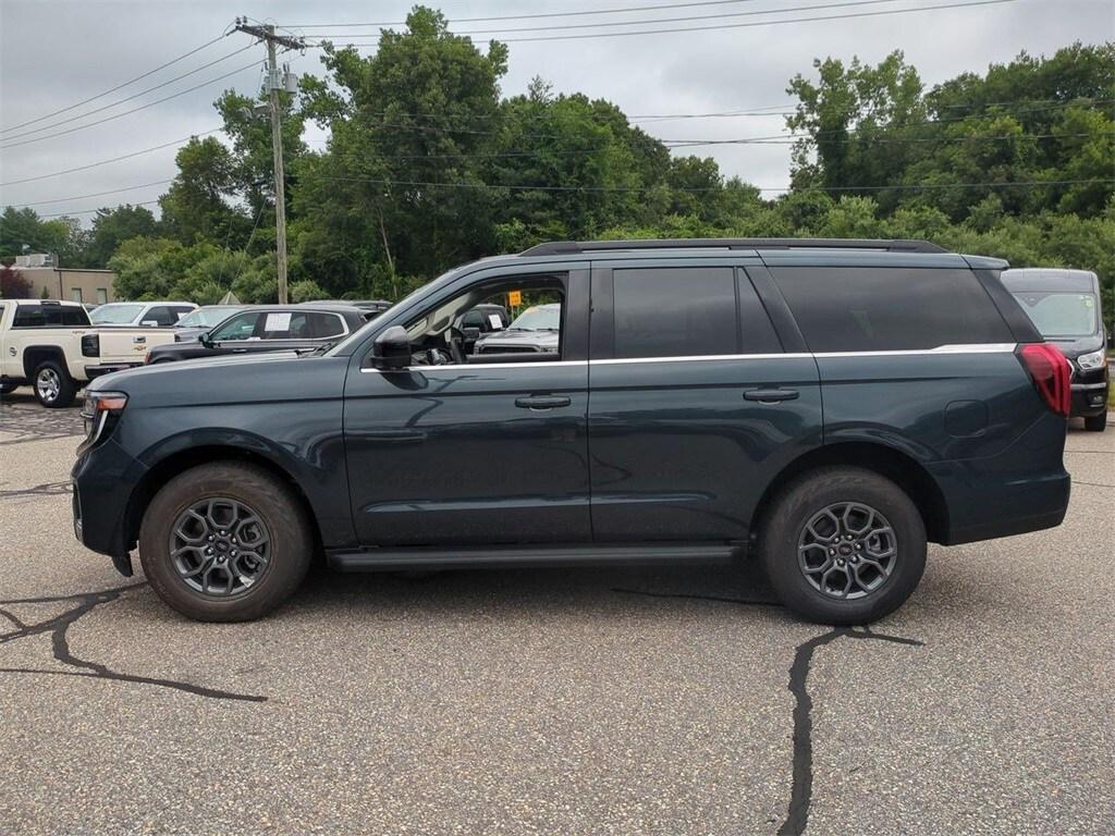 new 2025 Ford Expedition car, priced at $65,600