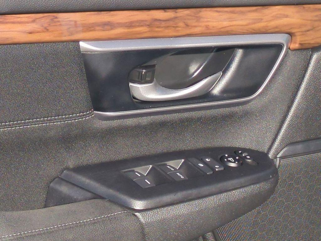 used 2021 Honda CR-V car, priced at $25,318