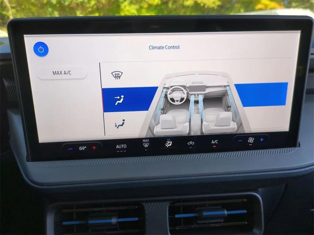 new 2025 Ford Maverick car, priced at $37,760