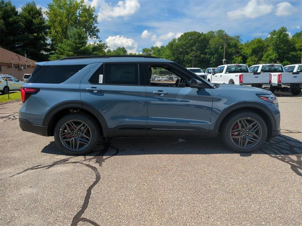 new 2025 Ford Explorer car, priced at $52,935