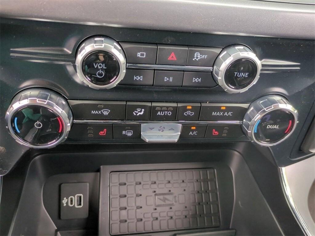 new 2025 Ford F-150 car, priced at $70,260