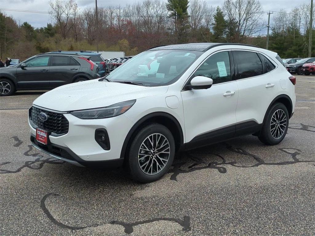 new 2025 Ford Escape PHEV car, priced at $45,215