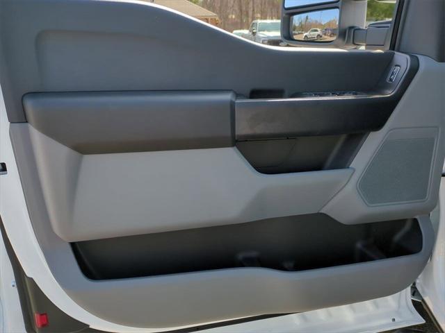 new 2025 Ford F-350 car, priced at $56,100
