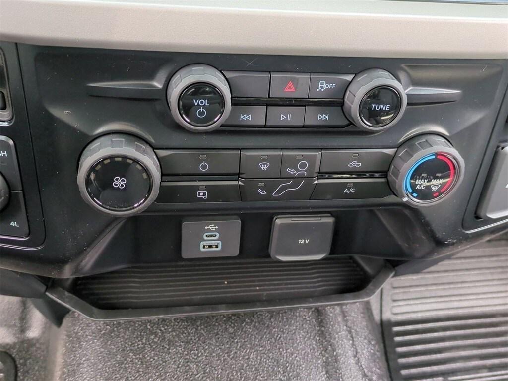 new 2025 Ford F-350 car, priced at $53,465