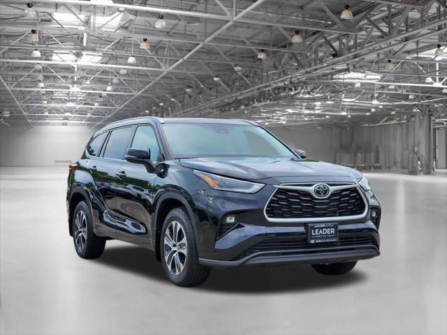 used 2021 Toyota Highlander car, priced at $28,888