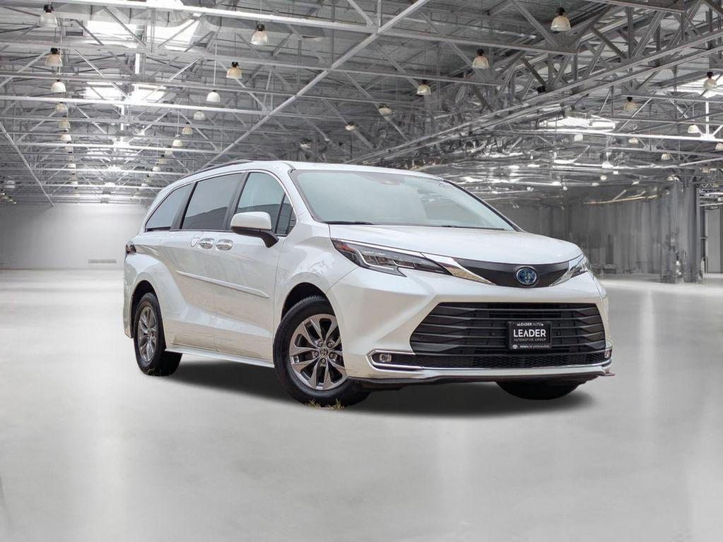 used 2022 Toyota Sienna car, priced at $25,995