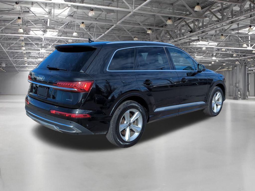 used 2022 Audi Q7 car, priced at $30,995