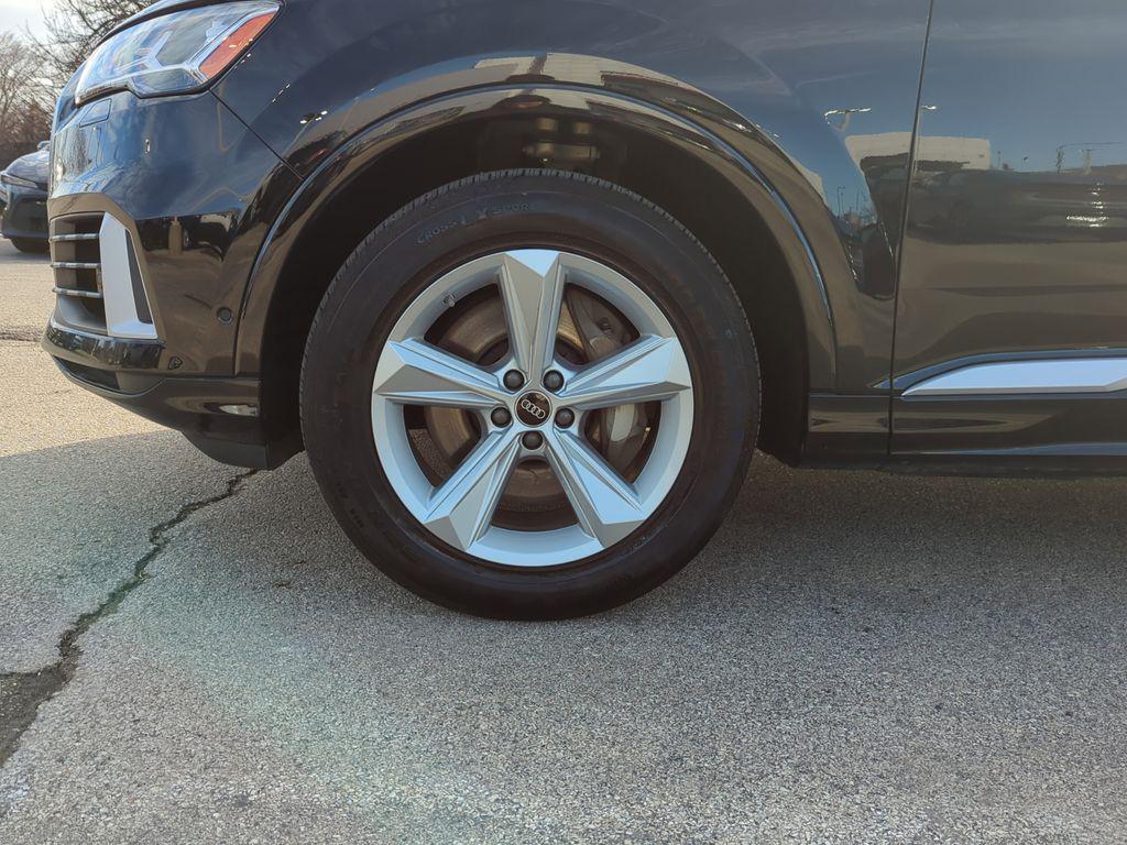 used 2022 Audi Q7 car, priced at $30,995