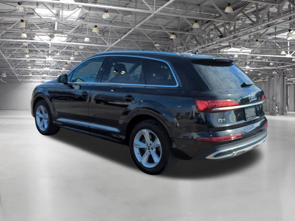 used 2022 Audi Q7 car, priced at $30,995