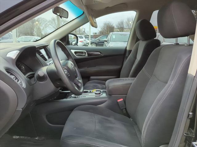 used 2013 Nissan Pathfinder car, priced at $9,484