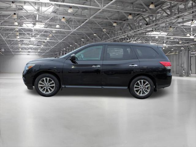 used 2013 Nissan Pathfinder car, priced at $9,484