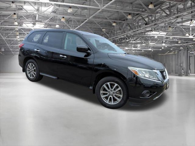 used 2013 Nissan Pathfinder car, priced at $9,484