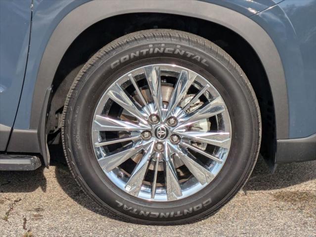 used 2025 Toyota Grand Highlander car, priced at $58,745