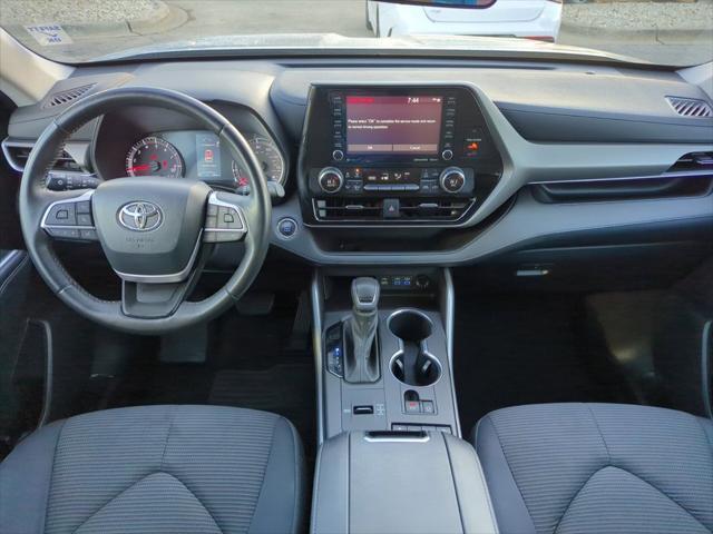 used 2022 Toyota Highlander car, priced at $28,960