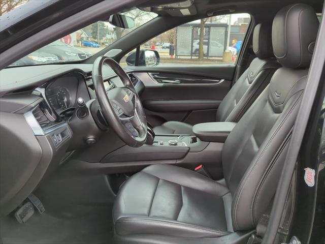 used 2023 Cadillac XT5 car, priced at $30,281