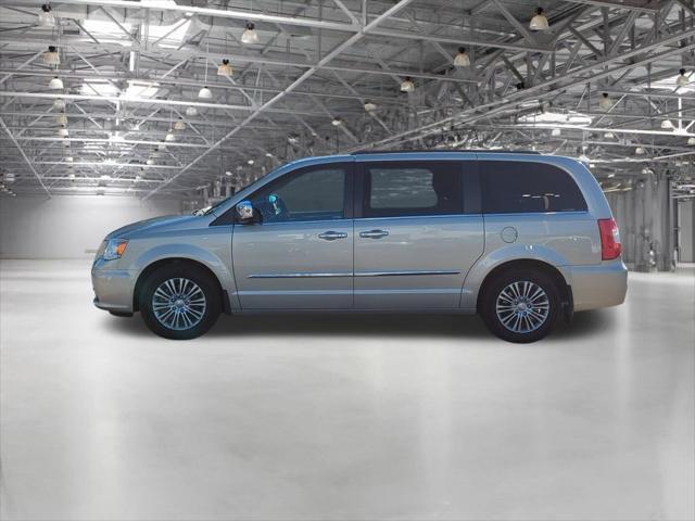 used 2014 Chrysler Town & Country car, priced at $6,488