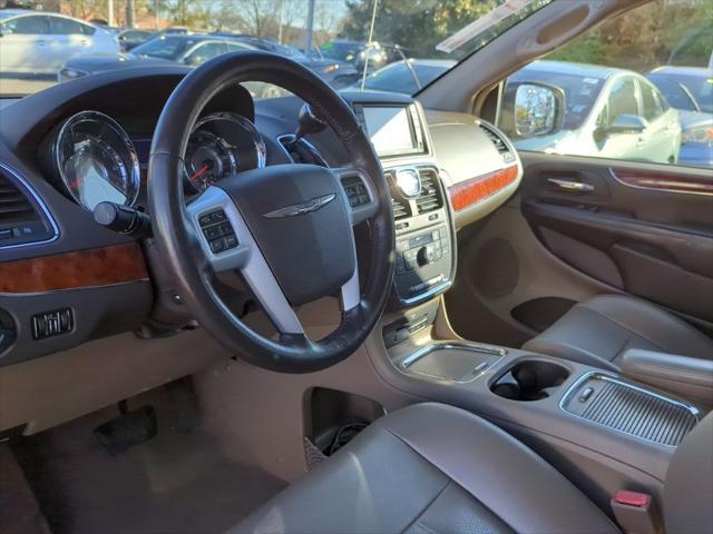 used 2014 Chrysler Town & Country car, priced at $6,488