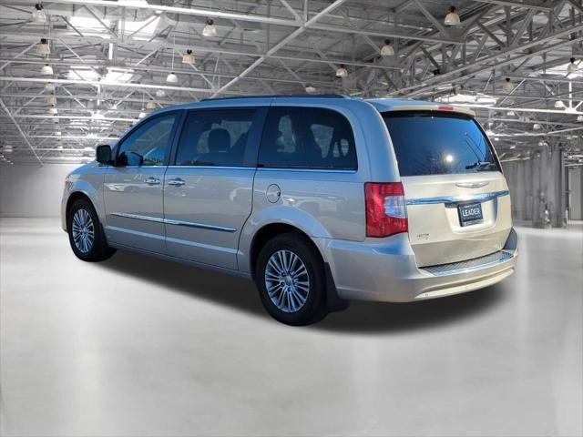 used 2014 Chrysler Town & Country car, priced at $6,488