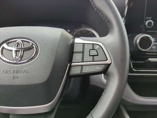 used 2024 Toyota Highlander car, priced at $36,584