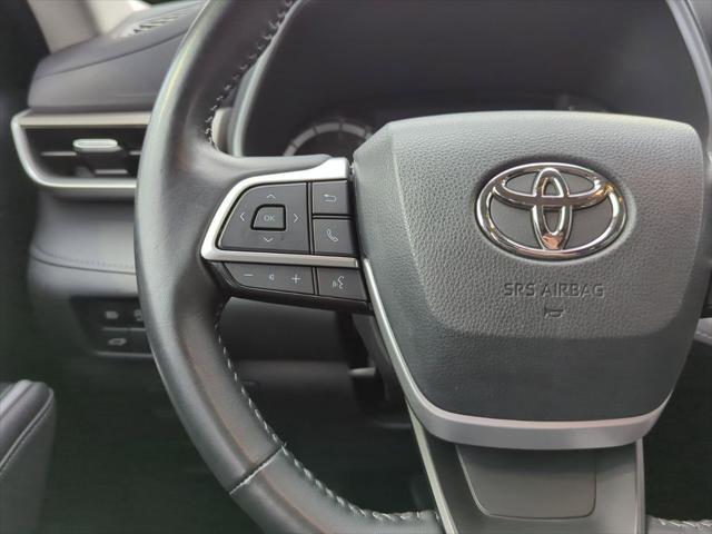 used 2023 Toyota Highlander car, priced at $38,252