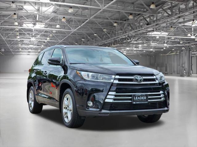 used 2019 Toyota Highlander car, priced at $30,888