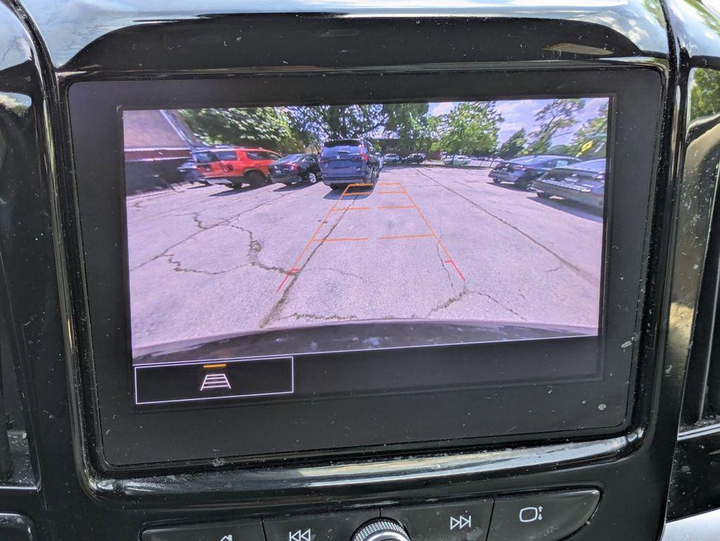 used 2022 Chevrolet Traverse car, priced at $22,995