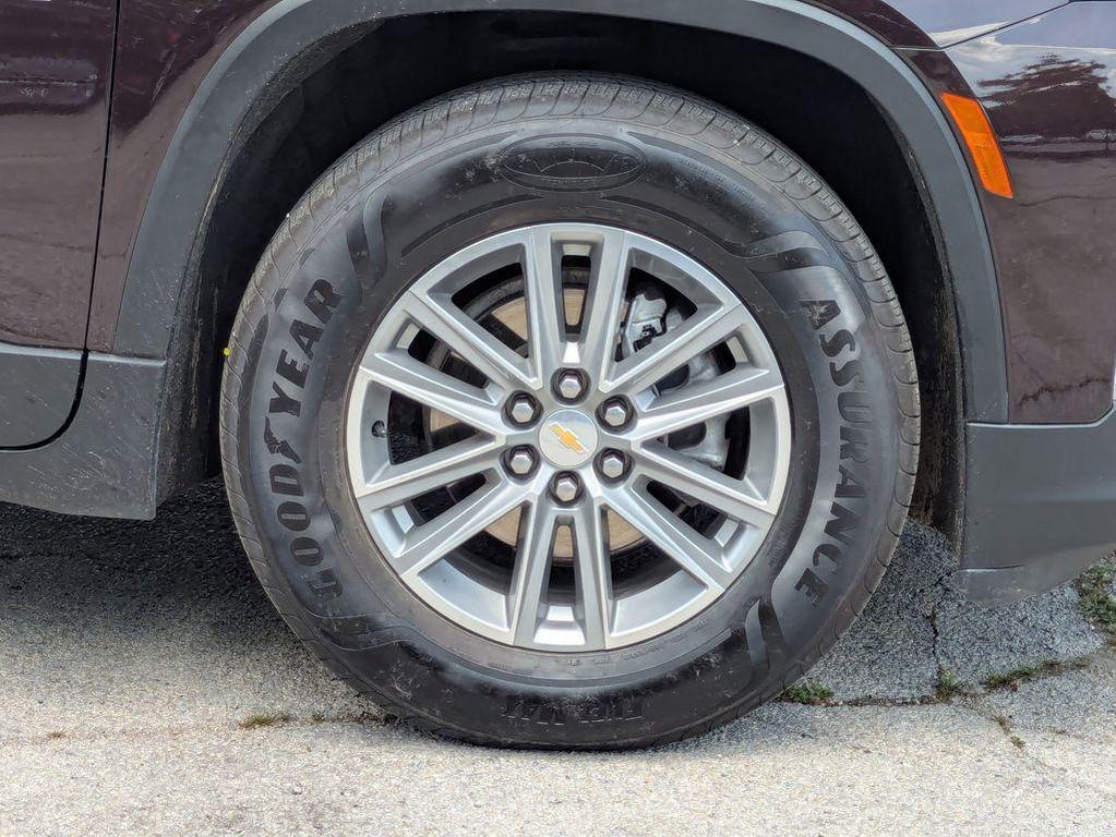 used 2022 Chevrolet Traverse car, priced at $22,995