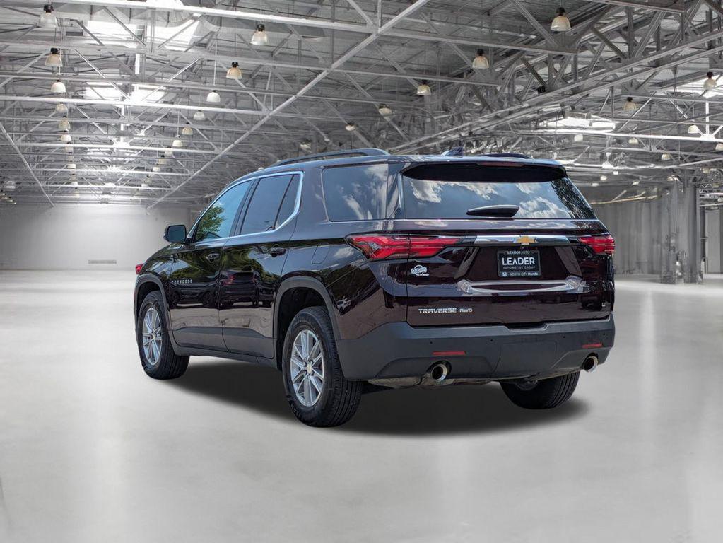used 2022 Chevrolet Traverse car, priced at $22,995