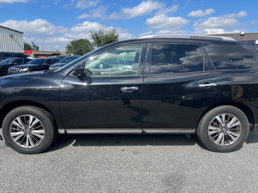 used 2019 Nissan Pathfinder car, priced at $11,900