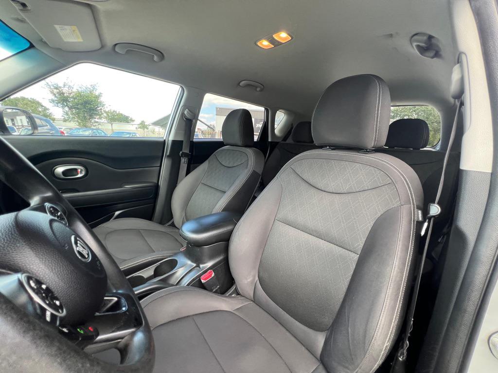 used 2015 Kia Soul car, priced at $6,900