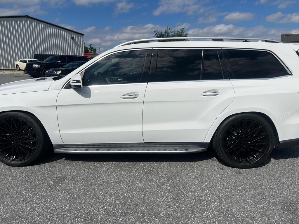 used 2014 Mercedes-Benz GL-Class car, priced at $11,400