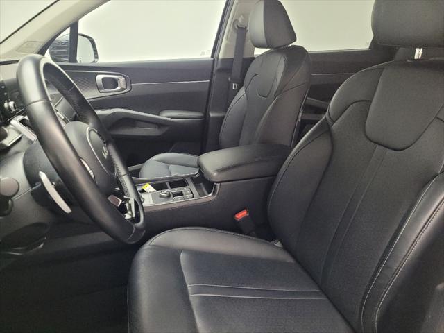 used 2022 Kia Sorento Hybrid car, priced at $26,095