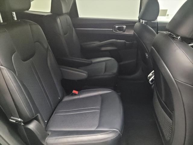 used 2022 Kia Sorento Hybrid car, priced at $26,095