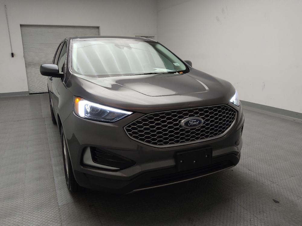 used 2023 Ford Edge car, priced at $25,295