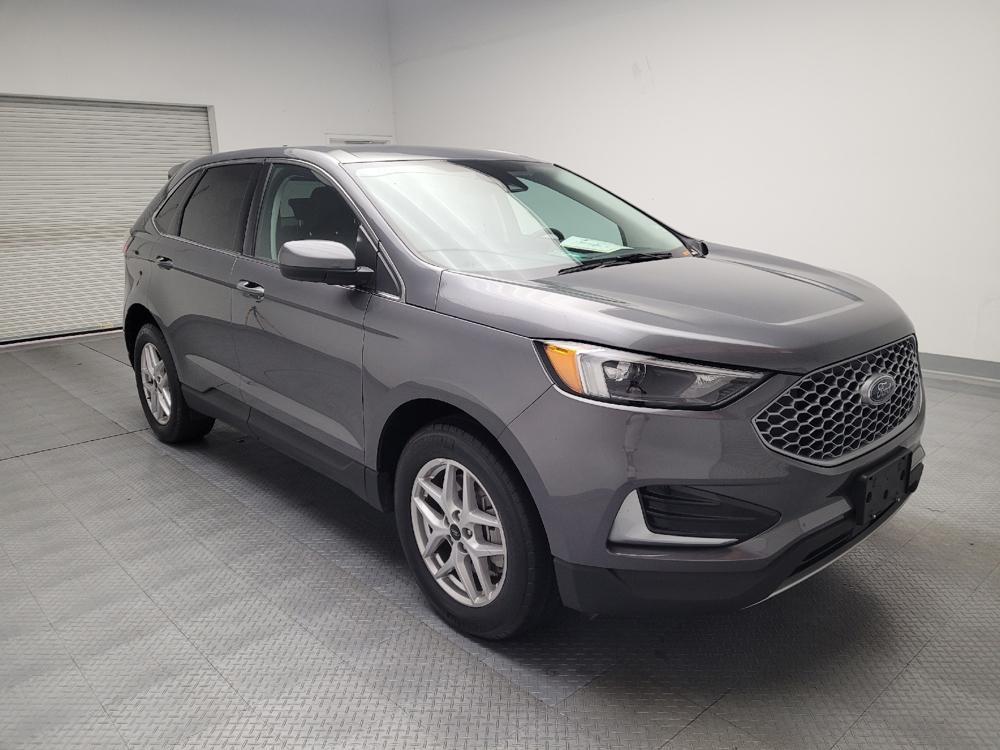 used 2024 Ford Edge car, priced at $26,795
