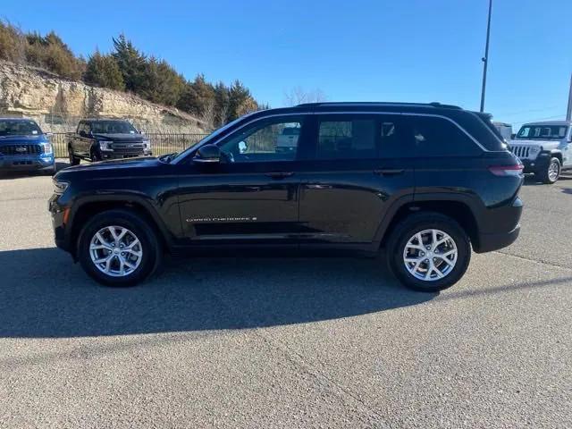 used 2023 Jeep Grand Cherokee car, priced at $33,900