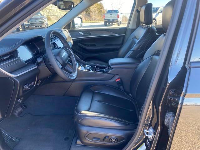 used 2023 Jeep Grand Cherokee car, priced at $33,900