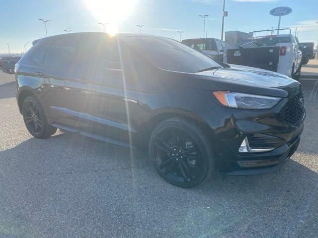 used 2021 Ford Edge car, priced at $28,900