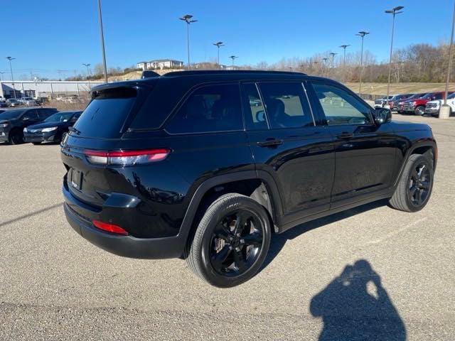 used 2023 Jeep Grand Cherokee car, priced at $33,900