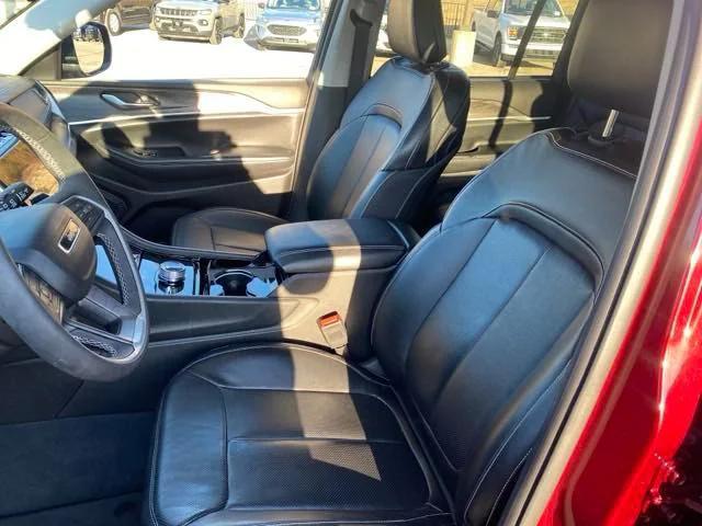 used 2023 Jeep Grand Cherokee car, priced at $35,400