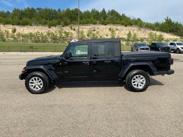 used 2023 Jeep Gladiator car, priced at $32,900