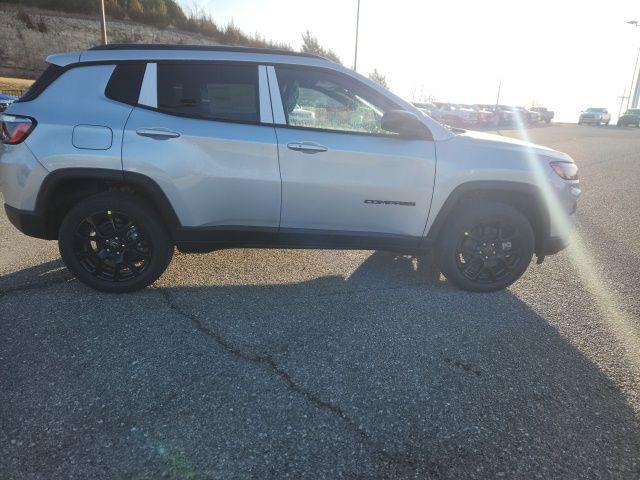 new 2025 Jeep Compass car, priced at $35,030