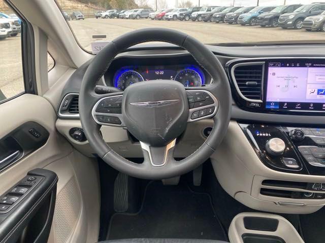 used 2022 Chrysler Pacifica car, priced at $22,900