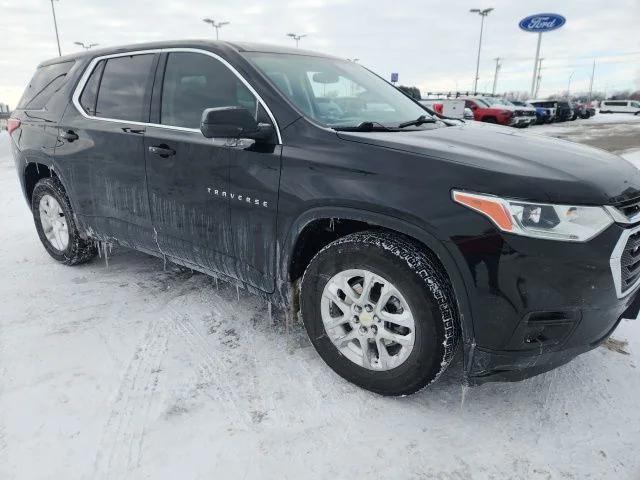 used 2021 Chevrolet Traverse car, priced at $23,900