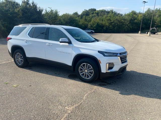 used 2022 Chevrolet Traverse car, priced at $31,495