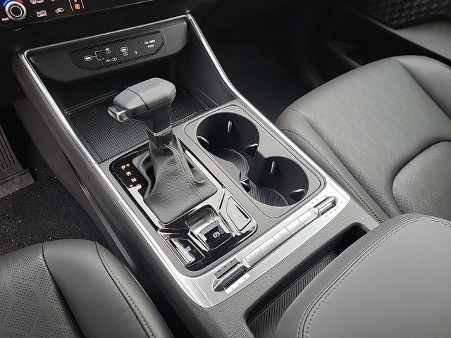 new 2025 Kia Carnival car, priced at $48,021