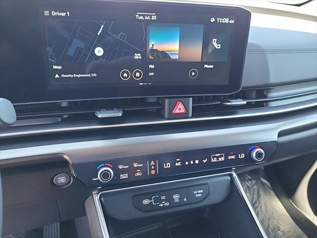 new 2025 Kia Carnival car, priced at $50,273