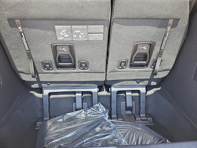 new 2025 Kia Carnival car, priced at $50,273